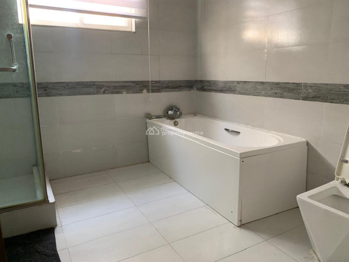 Fantastic 1 Bedroom Duplex with Pool, Victoria Crest 4, Off Orchid Road, 2nd Toll Gate, Lekki, Lafiaji, Lekki, Lagos, Terraced Duplex Short Let