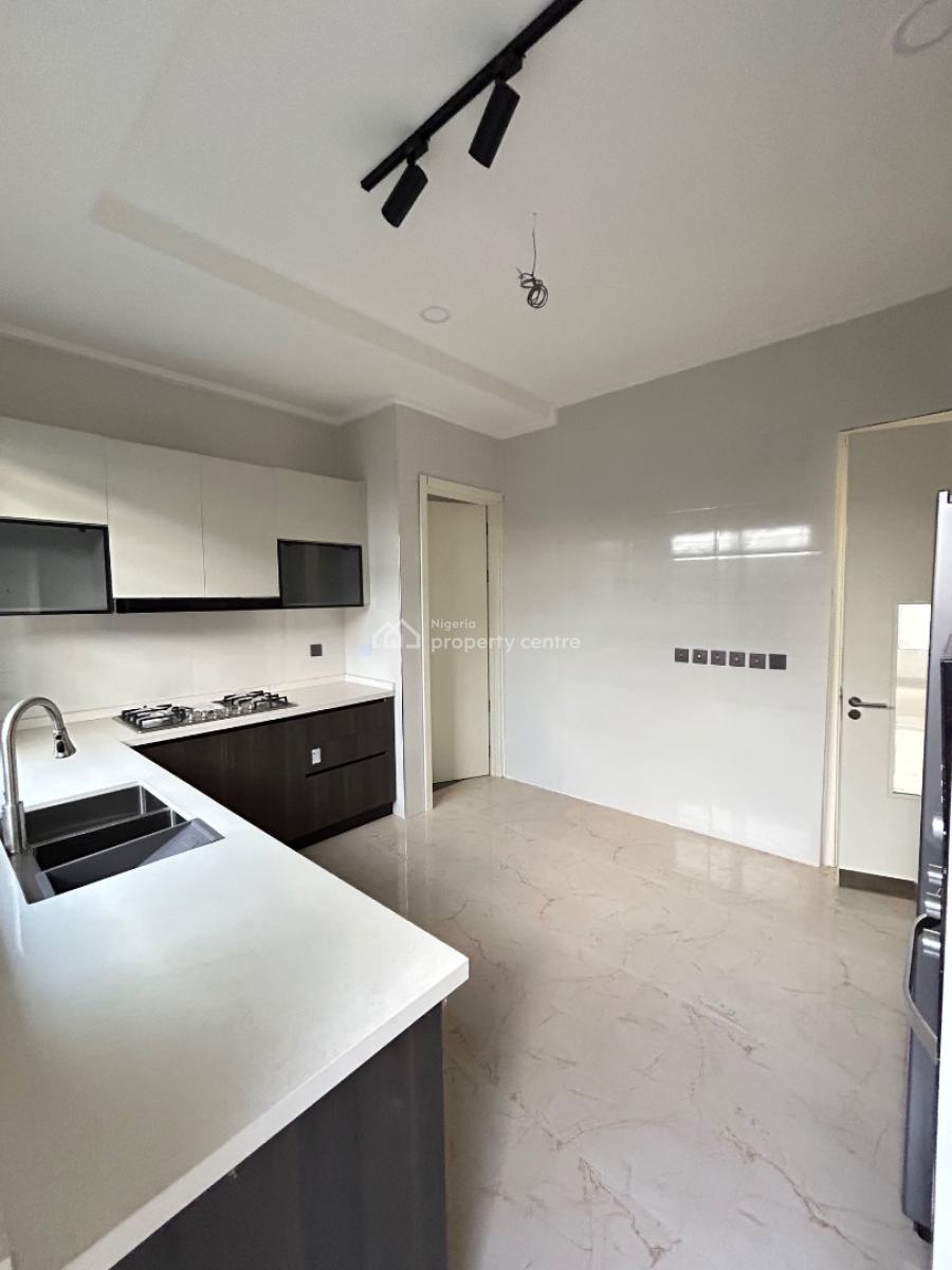 5 Bedroom Semidetached Duplex with Bq, Lekki Phase 1, Lekki, Lagos, Semi-detached Duplex for Sale