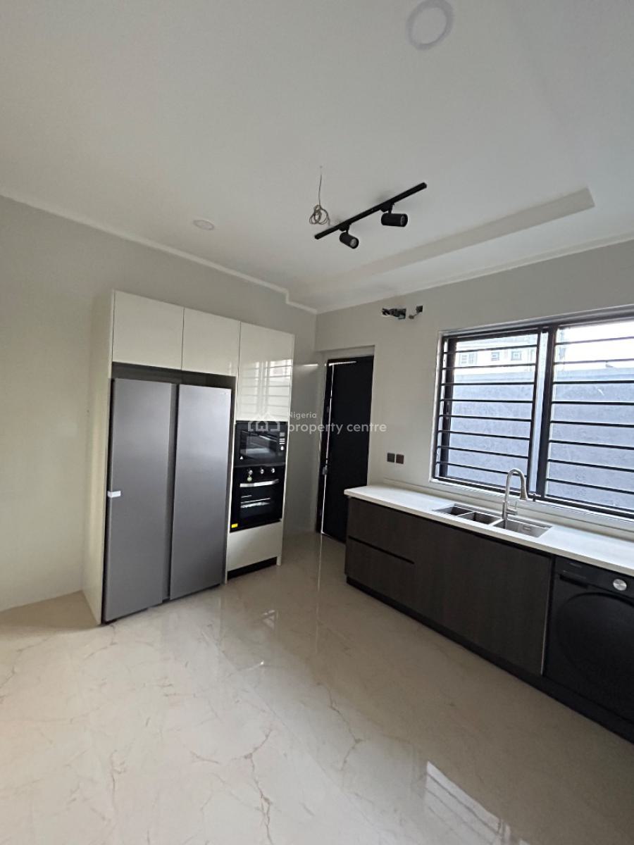 5 Bedroom Semidetached Duplex with Bq, Lekki Phase 1, Lekki, Lagos, Semi-detached Duplex for Sale