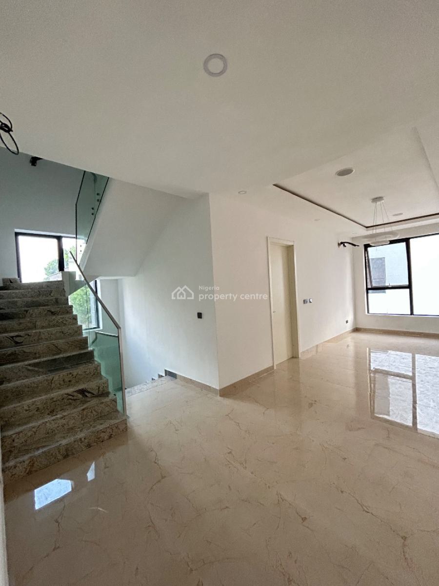 5 Bedroom Semidetached Duplex with Bq, Lekki Phase 1, Lekki, Lagos, Semi-detached Duplex for Sale