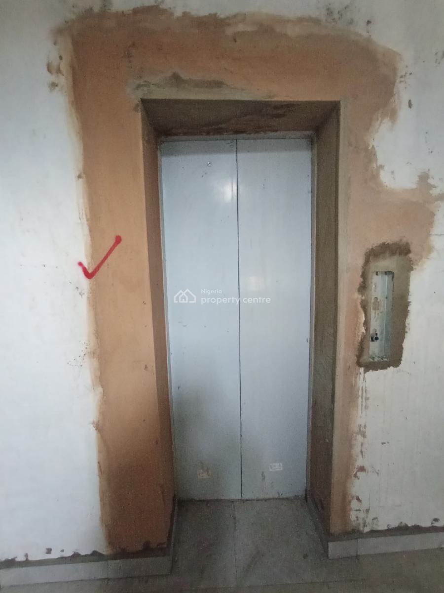 3 Bedroom Apartment with Bq, Lekki Phase 1, Lekki, Lagos, Flat / Apartment for Rent