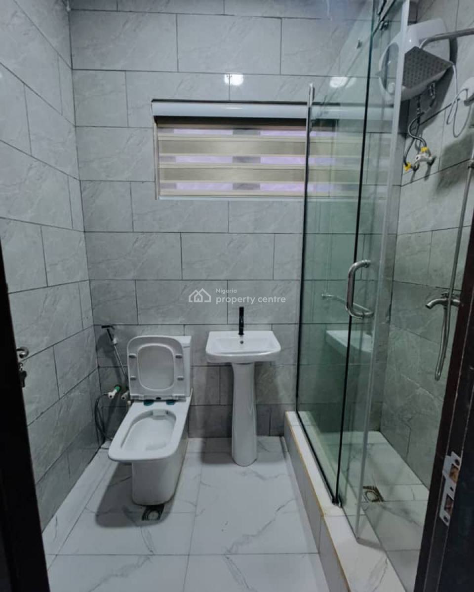 Newly Built 4 Bedroom Terrace Duplex with B Q, Magodo, Lagos, Terraced Duplex for Sale