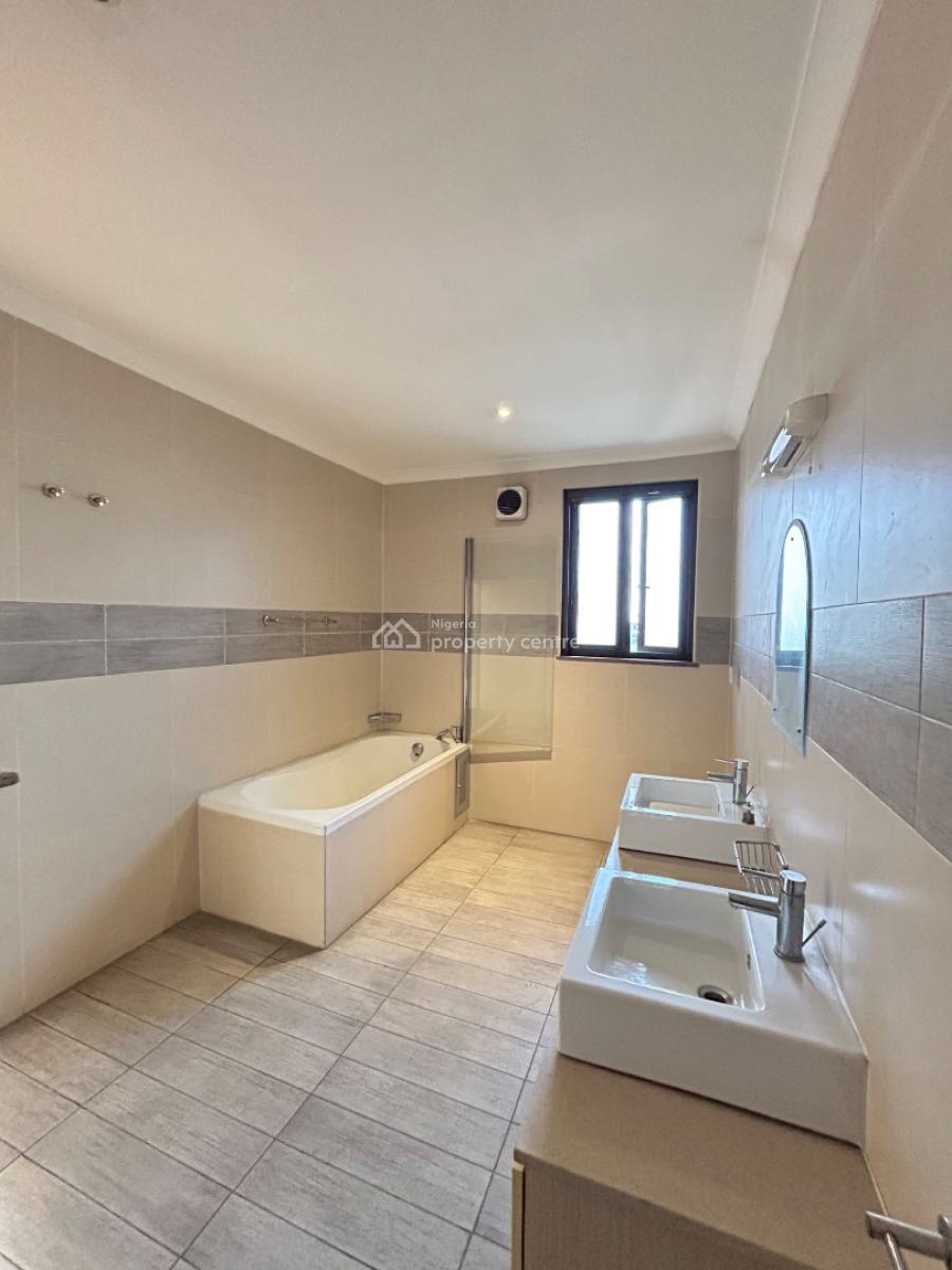 3 Bedroom Apartment with Bq, Ikoyi, Lagos, Flat / Apartment for Rent