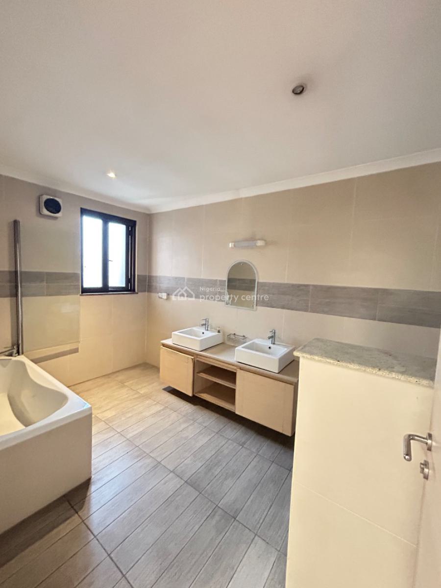 3 Bedroom Apartment with Bq, Ikoyi, Lagos, Flat / Apartment for Rent