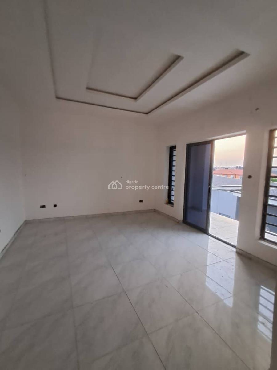 Standard and Lovely 4-bedroom Semi Detach Duplex with  Bq, Magodo Shagisha Phase 2, Magodo, Lagos, Semi-detached Duplex for Rent