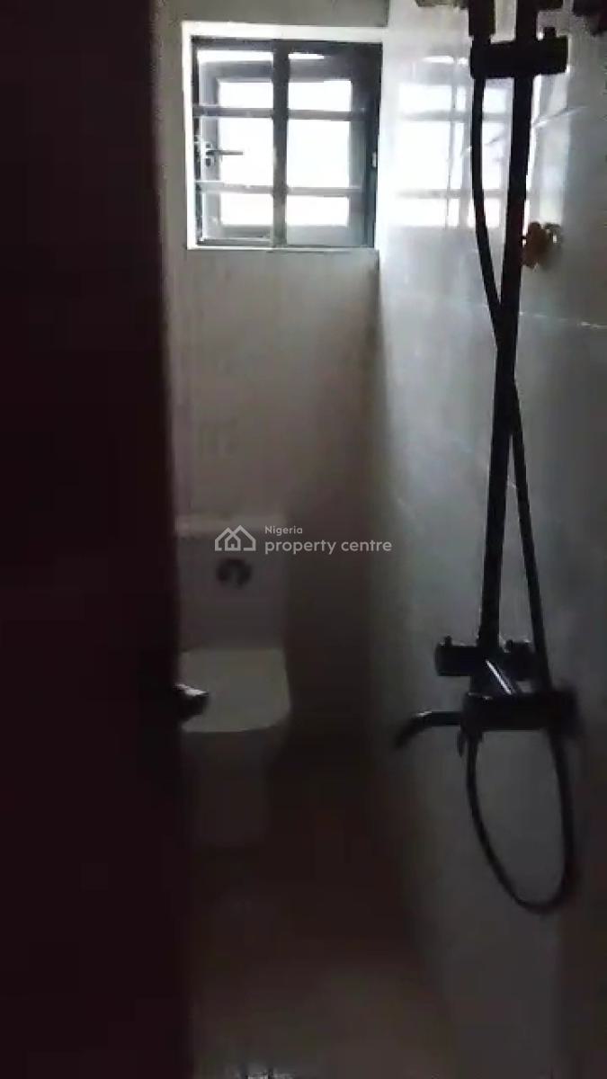 Decent Mini Flat  at Iwaya Road, Iwaya Road, Iwaya, Yaba, Lagos, Mini Flat (room and Parlour) for Rent