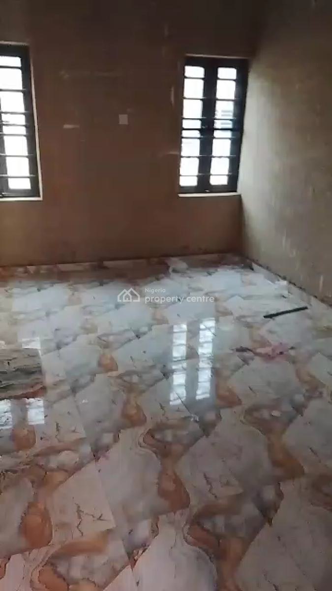 Decent Mini Flat  at Iwaya Road, Iwaya Road, Iwaya, Yaba, Lagos, Mini Flat (room and Parlour) for Rent