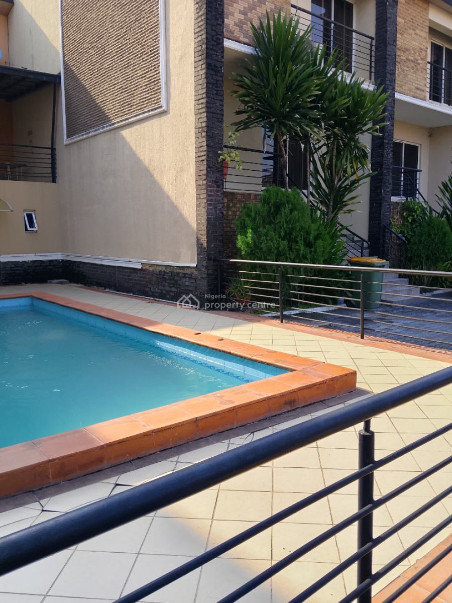 4bedroom Terrace Duplex with Bq, Swimming Pool,gym,etc, Mini Serviced Estate, Osapa, Lekki, Lagos, Terraced Duplex for Sale