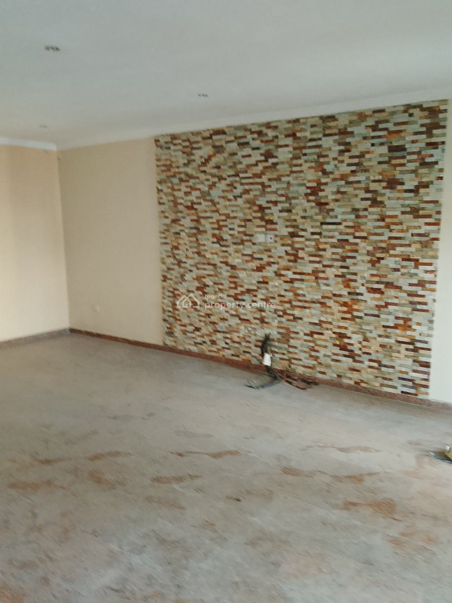 4bedroom Terrace Duplex with Bq, Swimming Pool,gym,etc, Mini Serviced Estate, Osapa, Lekki, Lagos, Terraced Duplex for Sale