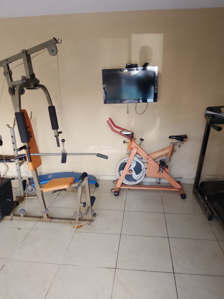 4bedroom Terrace Duplex with Bq, Swimming Pool,gym,etc, Mini Serviced Estate, Osapa, Lekki, Lagos, Terraced Duplex for Sale