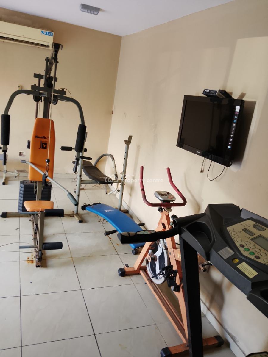 4bedroom Terrace Duplex with Bq, Swimming Pool,gym,etc, Mini Serviced Estate, Osapa, Lekki, Lagos, Terraced Duplex for Sale