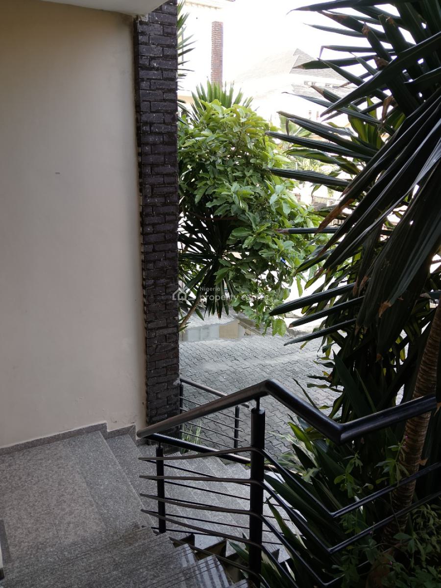 4bedroom Terrace Duplex with Bq, Swimming Pool,gym,etc, Mini Serviced Estate, Osapa, Lekki, Lagos, Terraced Duplex for Sale