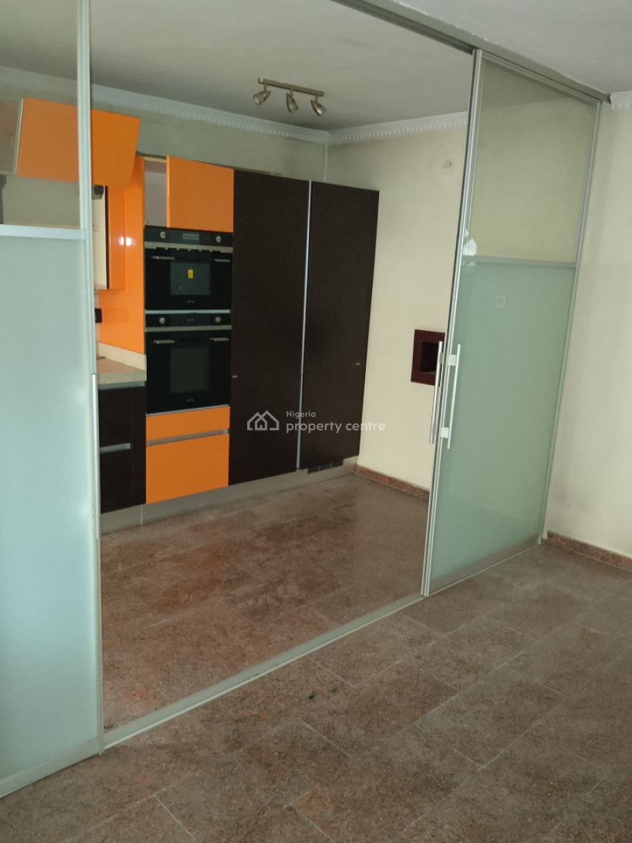 4bedroom Terrace Duplex with Bq, Swimming Pool,gym,etc, Mini Serviced Estate, Osapa, Lekki, Lagos, Terraced Duplex for Sale