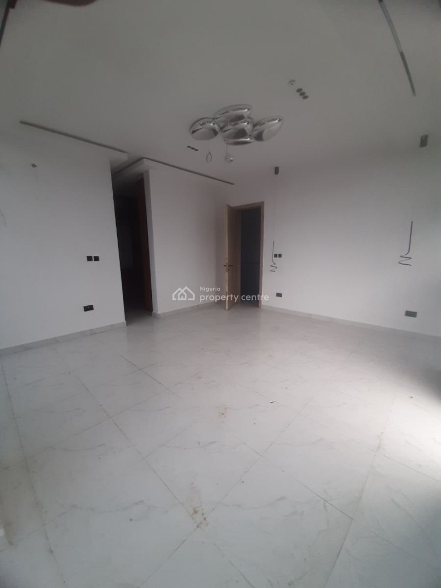 4, Lekki Phase 1, Lekki, Lagos, Terraced Duplex for Sale