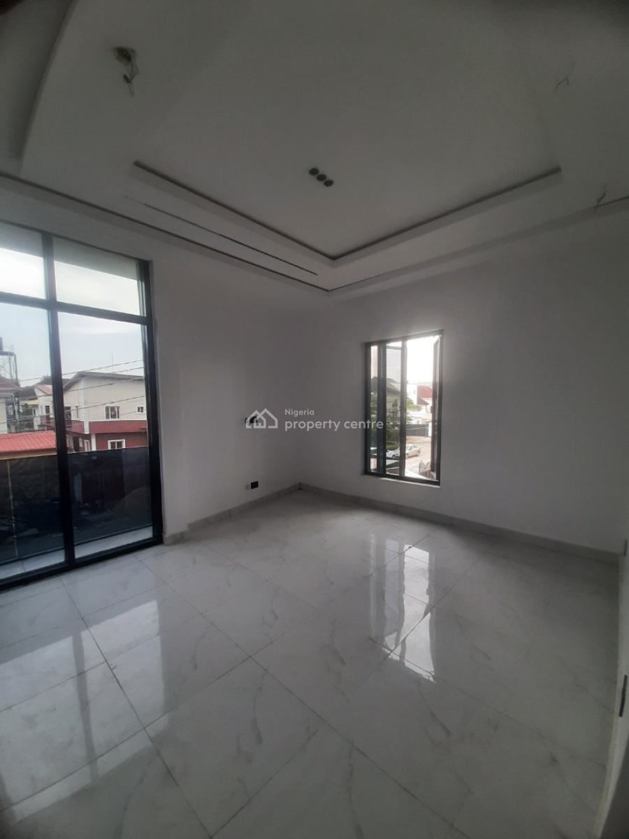 4, Lekki Phase 1, Lekki, Lagos, Terraced Duplex for Sale