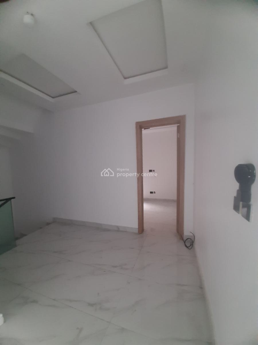 4, Lekki Phase 1, Lekki, Lagos, Terraced Duplex for Sale