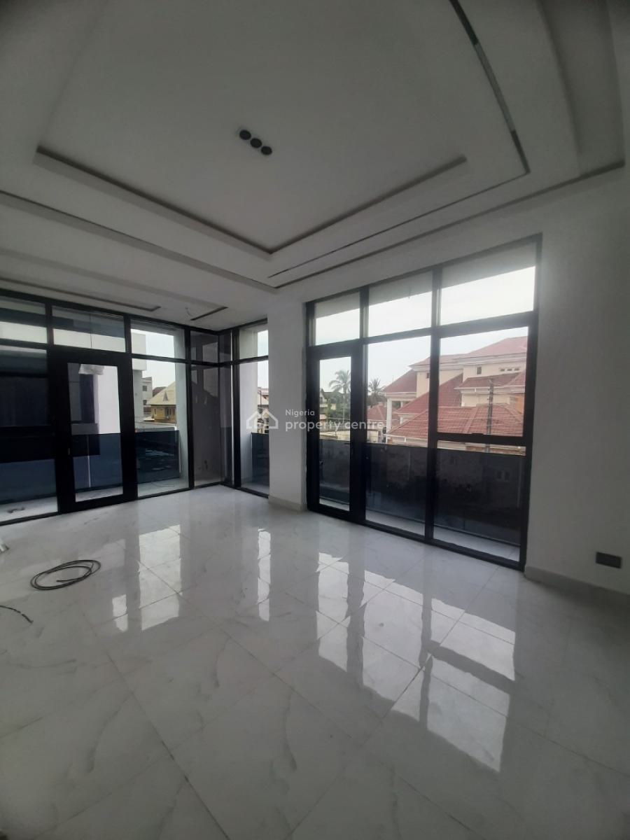 4, Lekki Phase 1, Lekki, Lagos, Terraced Duplex for Sale