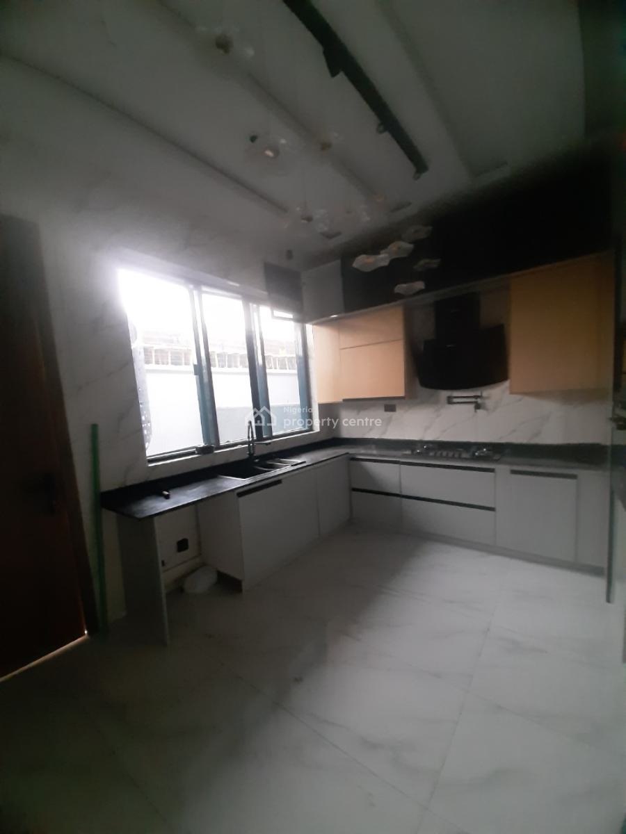 4, Lekki Phase 1, Lekki, Lagos, Terraced Duplex for Sale