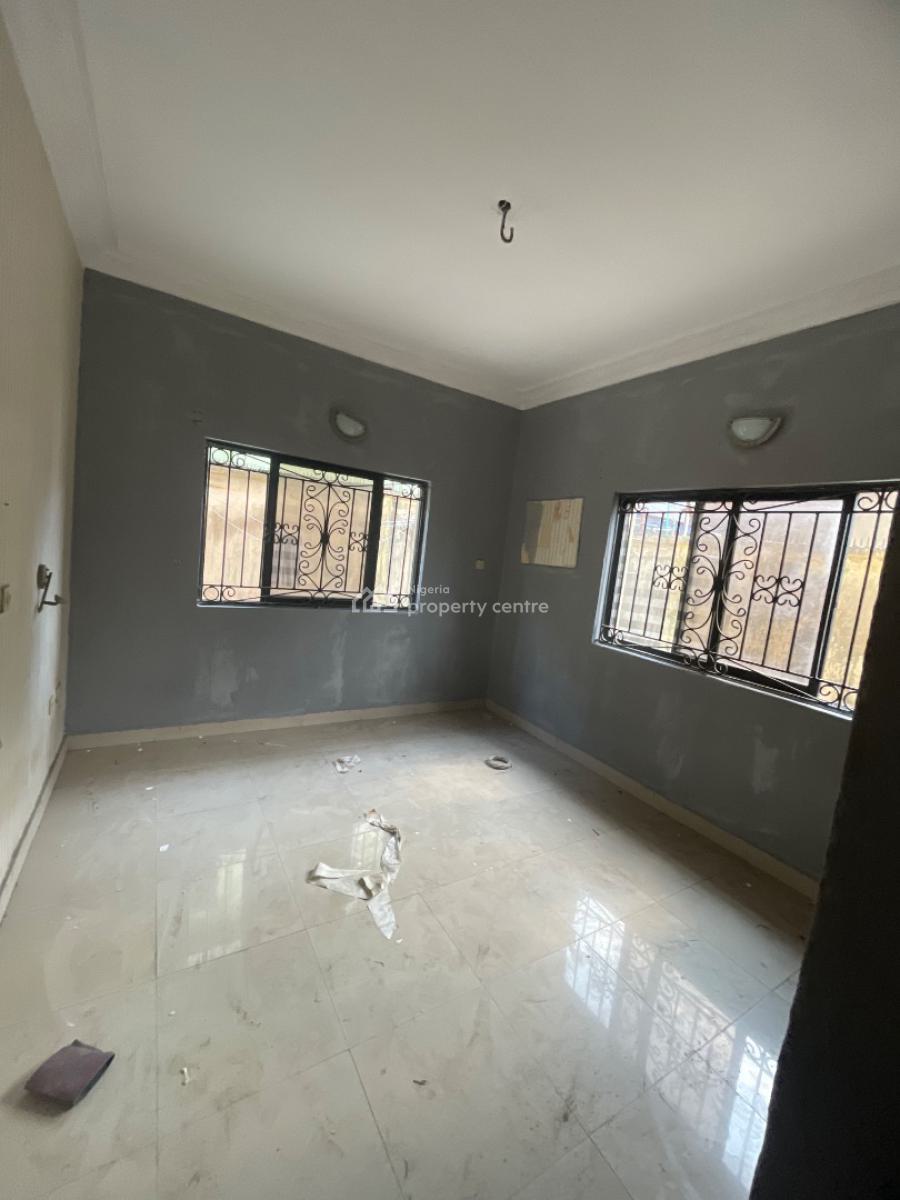 Nice Spacious 3 Bed 2 in a Compound, Ado Road, Ado, Ajah, Lagos, House for Rent