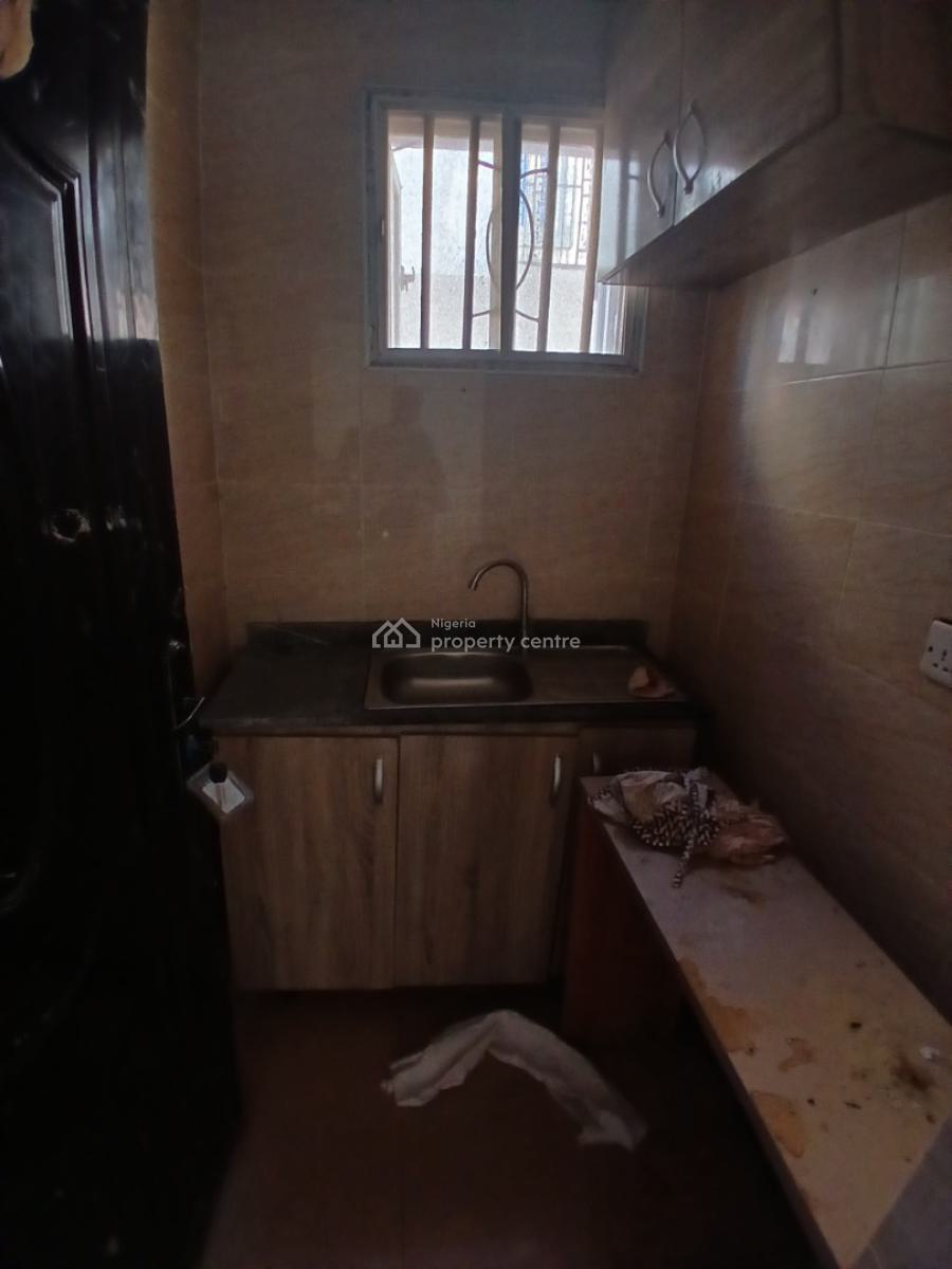 a Room Self-contained in an Estate, Life Camp, Abuja, Self Contain (single Rooms) for Rent