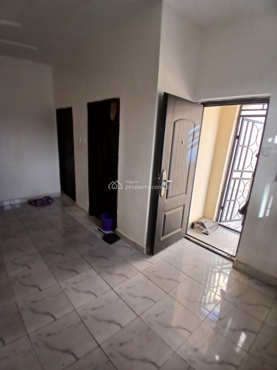 a Room Self-contained in an Estate, Life Camp, Abuja, Self Contain (single Rooms) for Rent