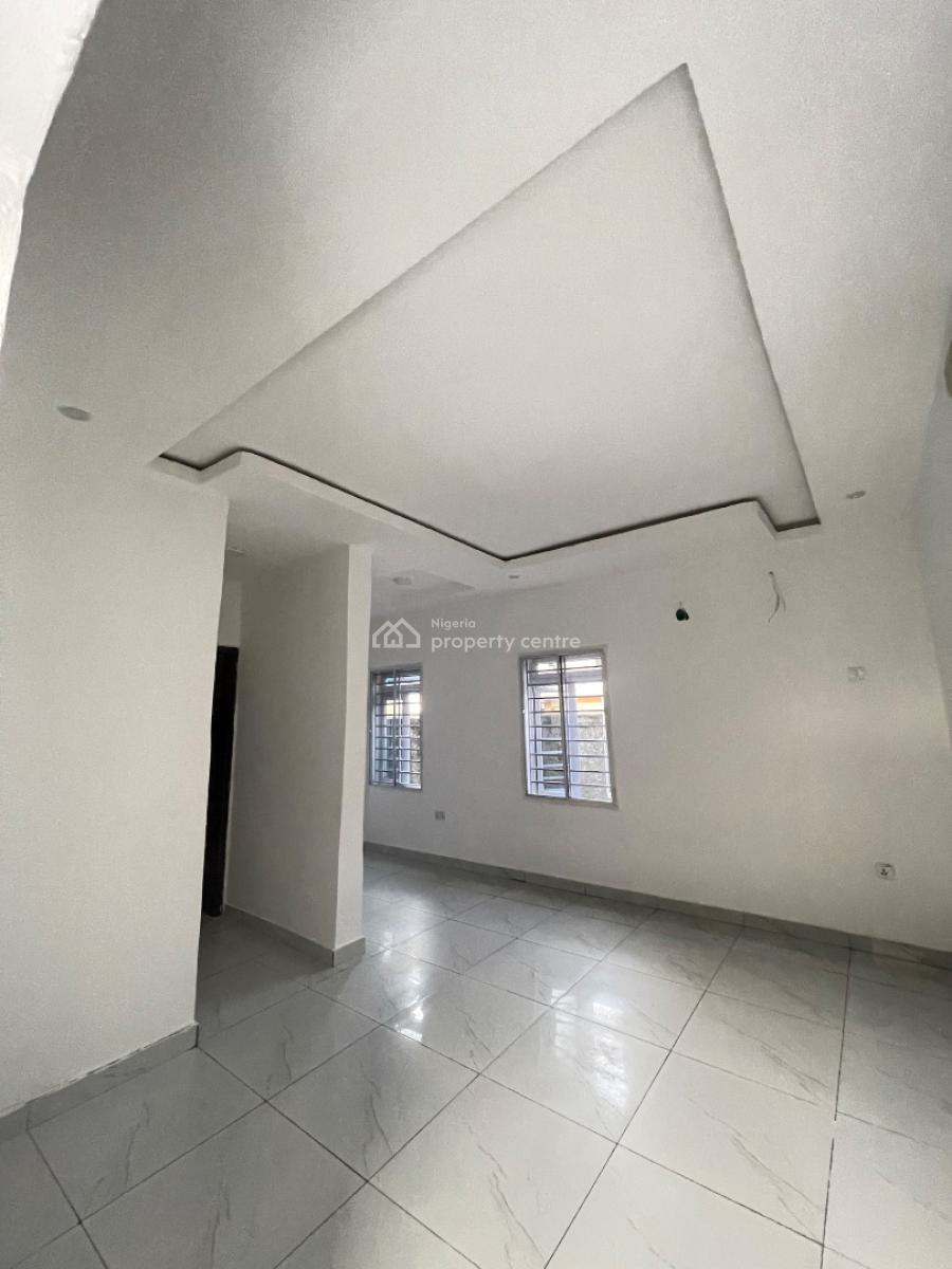 Luxury Standard Mini Flats Upstairs Estate Comes with Swimming Pool, Located Inside Good Estate,swimming Pool and Gym Available,big Kitchen, Sangotedo, Ajah, Lagos, Mini Flat (room and Parlour) for Rent