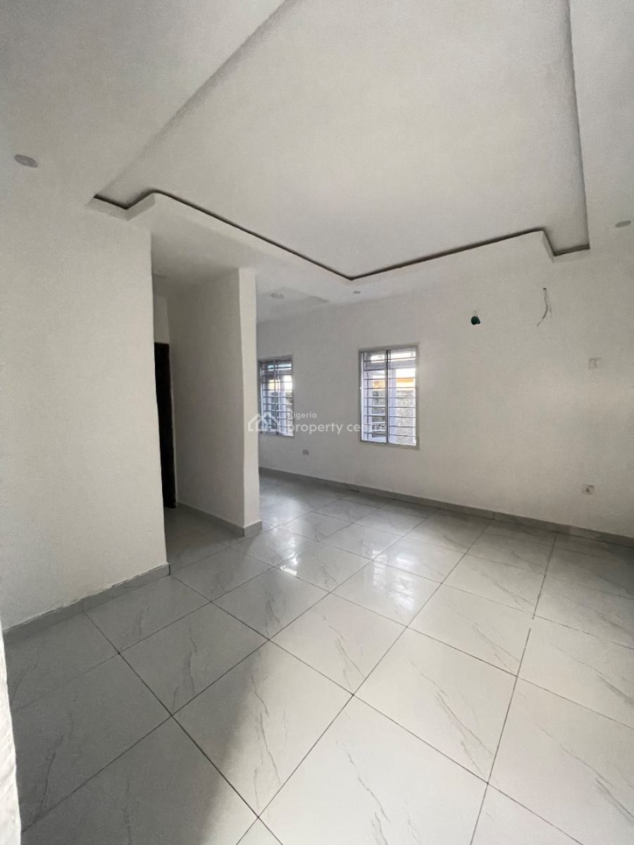 Luxury Standard Mini Flats Upstairs Estate Comes with Swimming Pool, Located Inside Good Estate,swimming Pool and Gym Available,big Kitchen, Sangotedo, Ajah, Lagos, Mini Flat (room and Parlour) for Rent