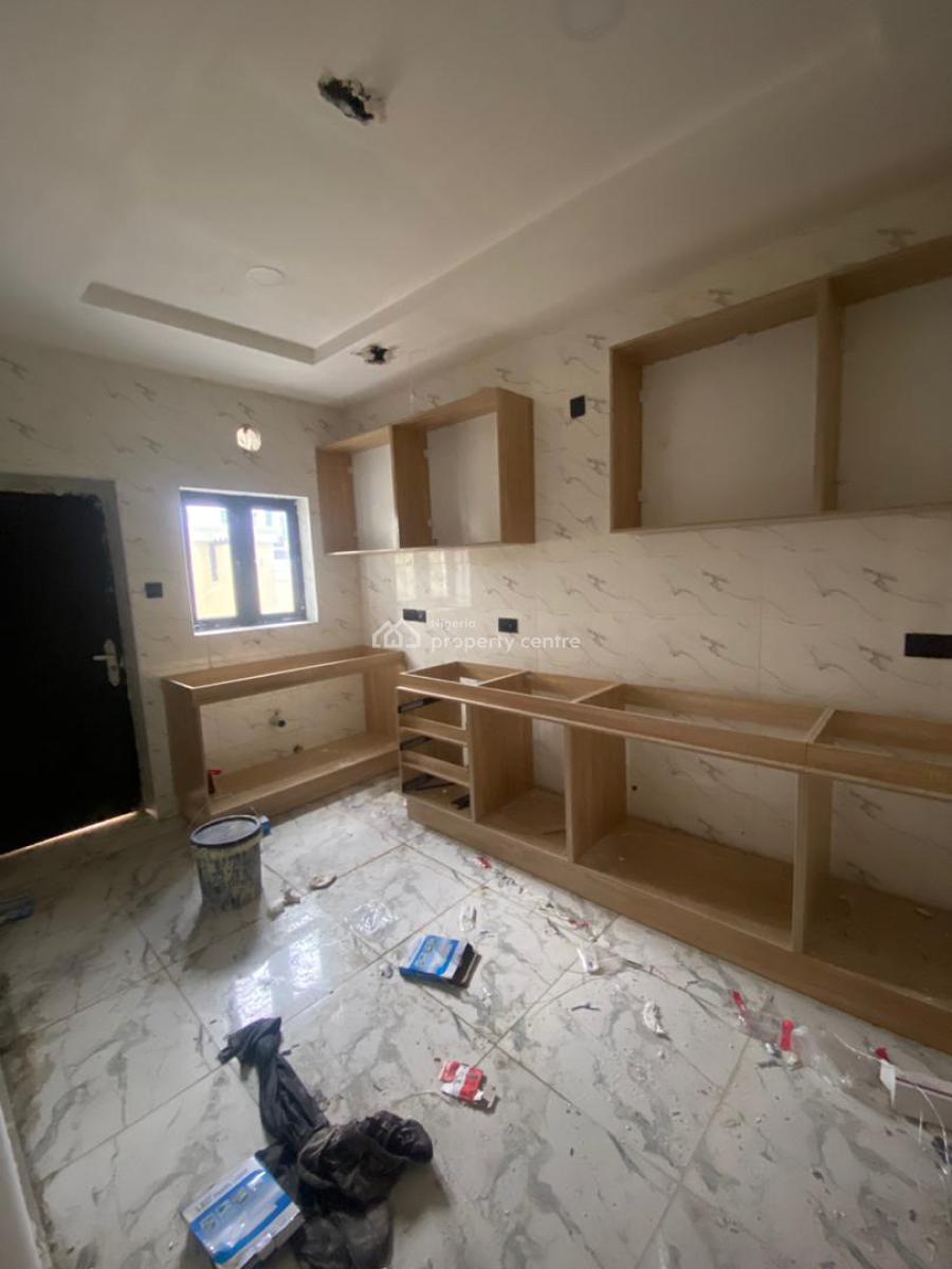 4 Bedrooms Fully Serviced Terrace Duplex with a Bq and a Pool, Main Lekki Phase 1, Lekki Phase 1, Lekki, Lagos, Terraced Duplex for Sale