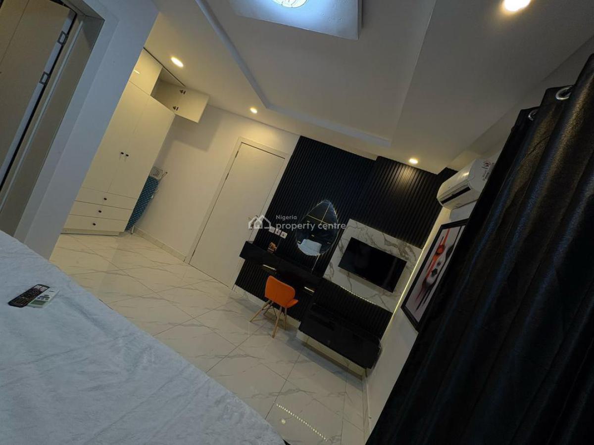 Luxurious 1 Bedroom Fully Furnished Apartment, Lekki Phase 1, Lekki, Lagos, Flat / Apartment Short Let