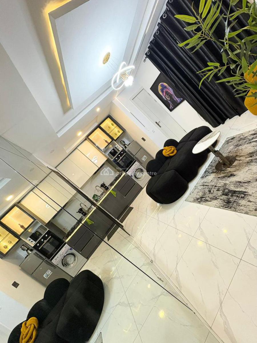 Luxurious 1 Bedroom Fully Furnished Apartment, Lekki Phase 1, Lekki, Lagos, Flat / Apartment Short Let