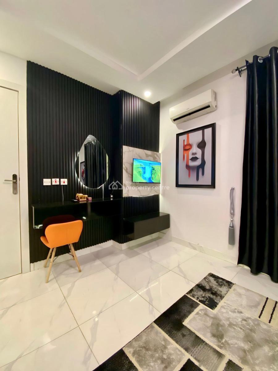 Luxurious 1 Bedroom Fully Furnished Apartment, Lekki Phase 1, Lekki, Lagos, Flat / Apartment Short Let
