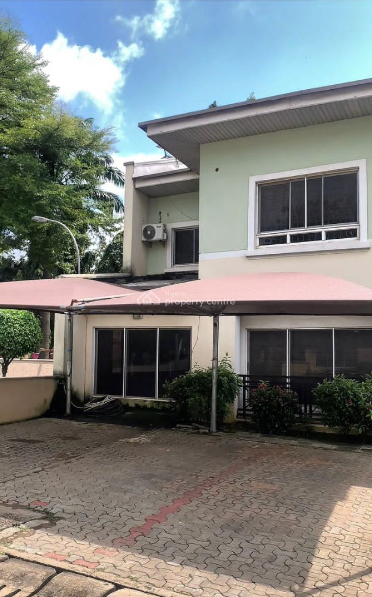 Distress 4 Bedroom Semi Detached Duplex, Wuse2, Wuse, Abuja, Semi-detached Duplex for Sale