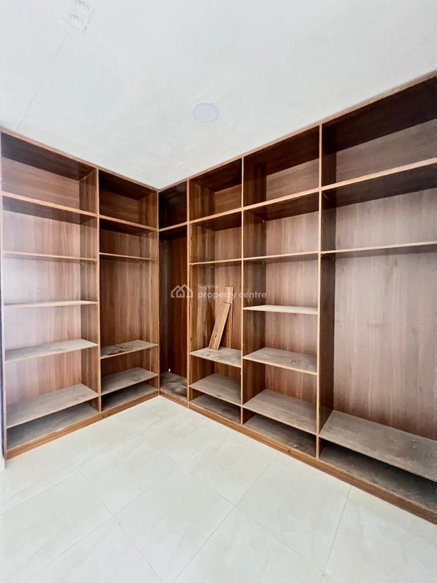 Spacious 4-bedroom Terrace with Boys Quarters (bq), Swimming Poo, Oniru, Victoria Island (vi), Lagos, Terraced Duplex for Sale