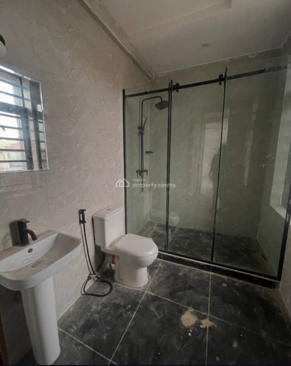 Elegant 4 Bedroom Semi-detached Duplex with Big Rooms., Ogudu Aqua View Estate, Ogudu, Lagos, Semi-detached Duplex for Sale