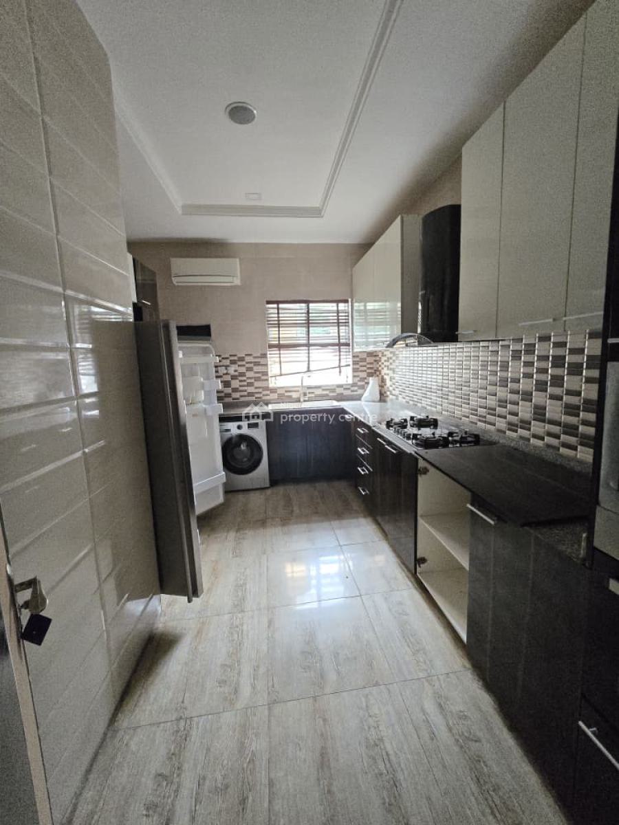 Semi-furnished 5 Bedroom Fully-detached Duplex with Bq, Conservative Road, Lekki, Lagos, Detached Duplex for Rent