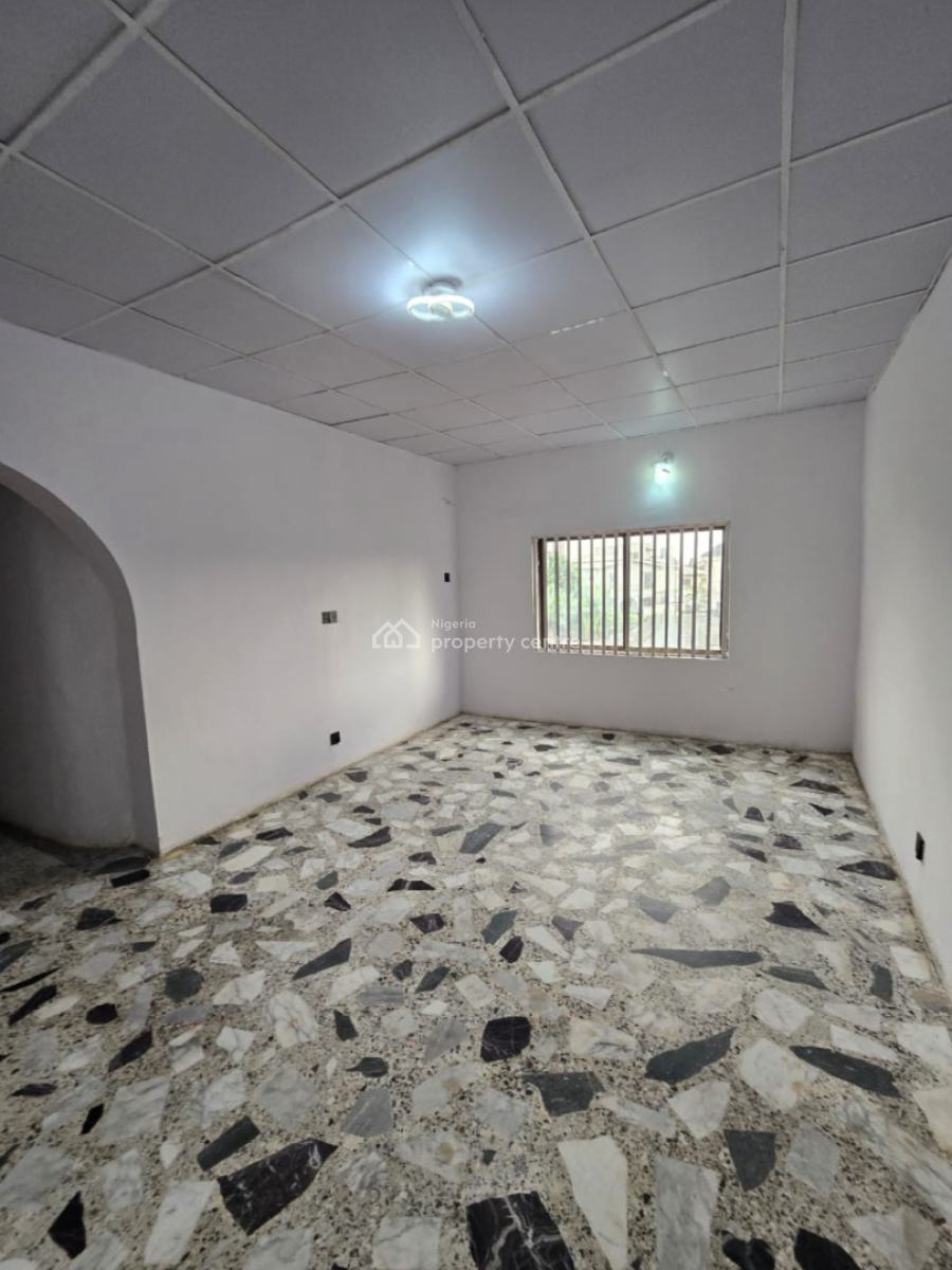 Renovated Spacious 5 Bedrom Duplex (self Compound, Gra Phase 2, Magodo, Lagos, Semi-detached Duplex for Rent