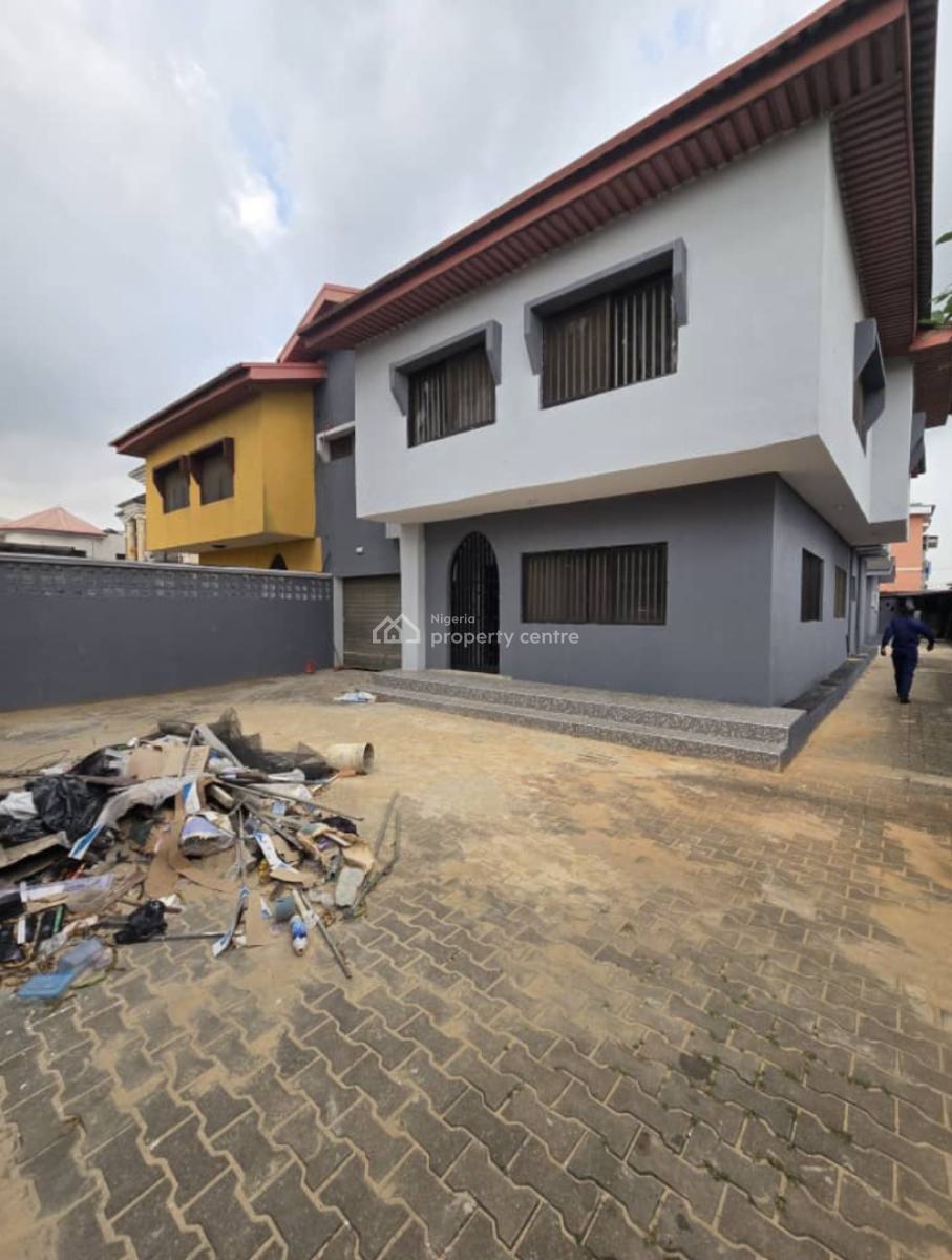 Renovated Spacious 5 Bedrom Duplex (self Compound, Gra Phase 2, Magodo, Lagos, Semi-detached Duplex for Rent