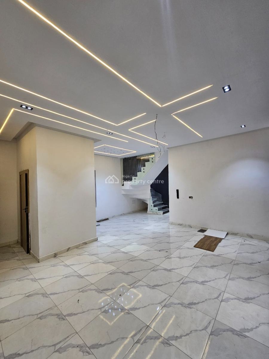 5bedrooms Fully Detached Duplex, Ajah, Lagos, Detached Duplex for Sale