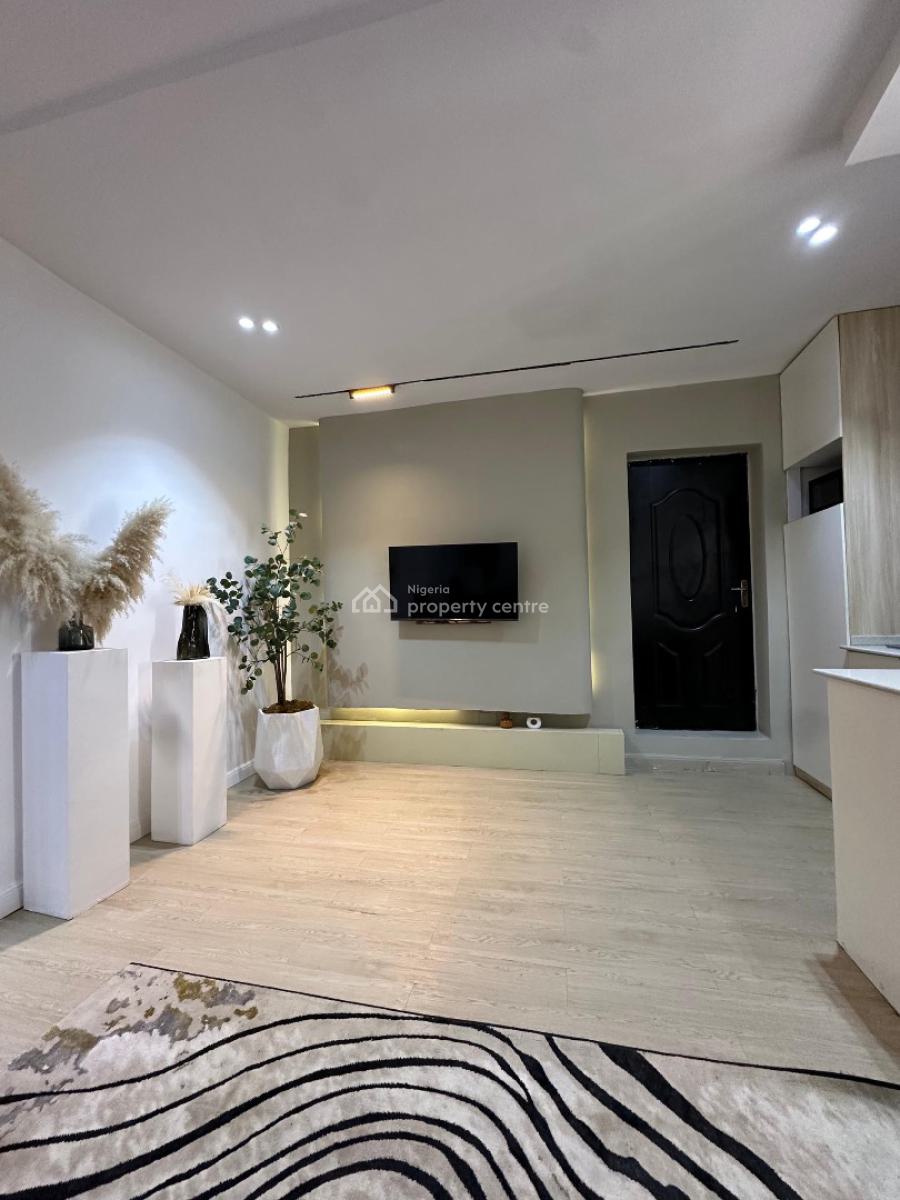 Aesthetically Pleasing One (1) Bedroom Arbnb, Lekki Right (elf), Lekki Phase 1, Lekki, Lagos, Mini Flat (room and Parlour) Short Let