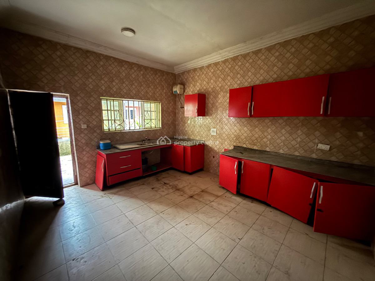 Spacious Single Room with a Big Kitchen, Chevron Drive, Lekki, Lagos, Flat / Apartment for Rent