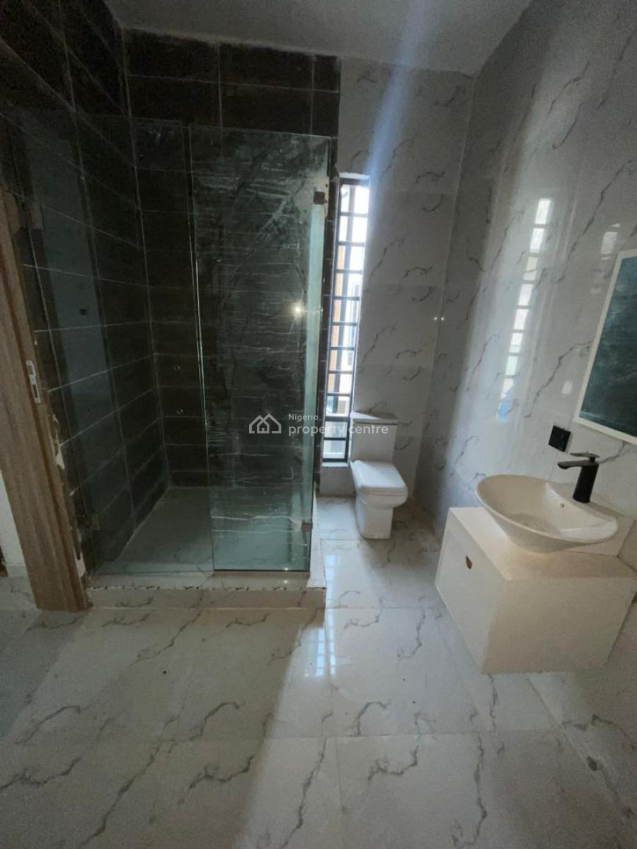 Distress Well Built 4bedroom Terrace Duplex, Ikota Lekki Lagos, Ikota, Lekki, Lagos, Terraced Duplex for Sale