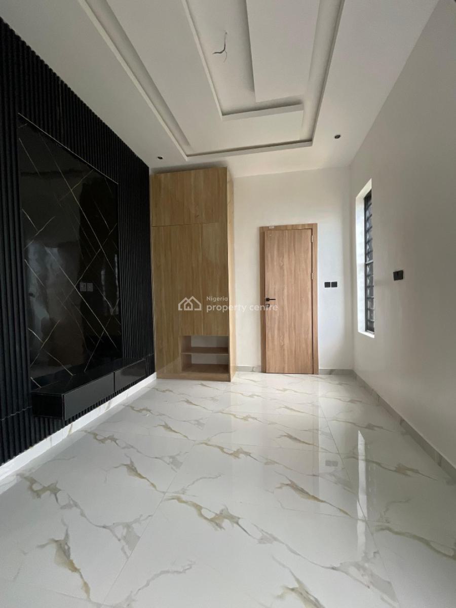 Waterfront Five  Bedroom Fully Detached Duplex with Pool and Bq, Ajah, Lagos, Detached Duplex for Sale