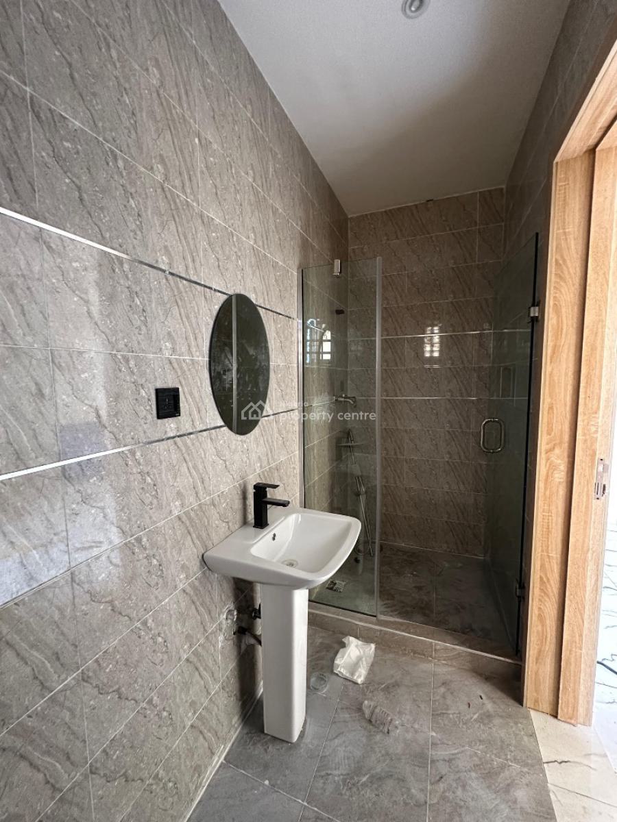 Spacious 2 Bedroom Apartment with Pool and Gym, Ajah, Lagos, Flat / Apartment for Sale