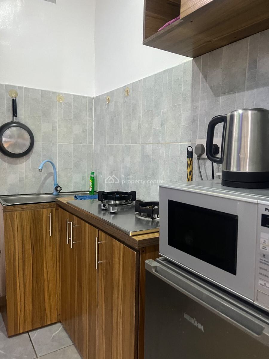 Studio Apartment Furnished in a Serene Environment, Jibowu, Yaba, Lagos, Self Contain (single Rooms) for Rent