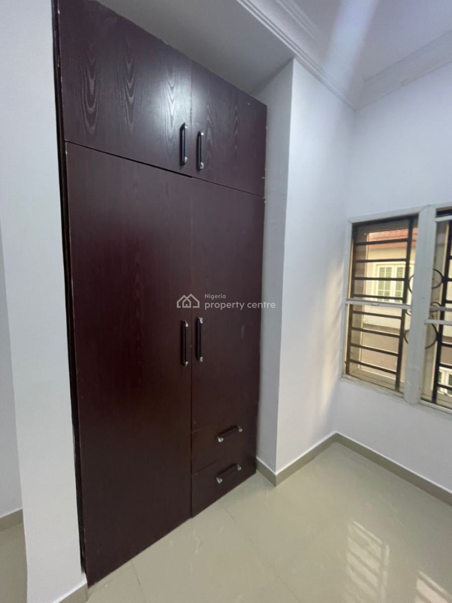 Luxury 4bedroom, Ologolo, Lekki, Lagos, Semi-detached Duplex for Rent