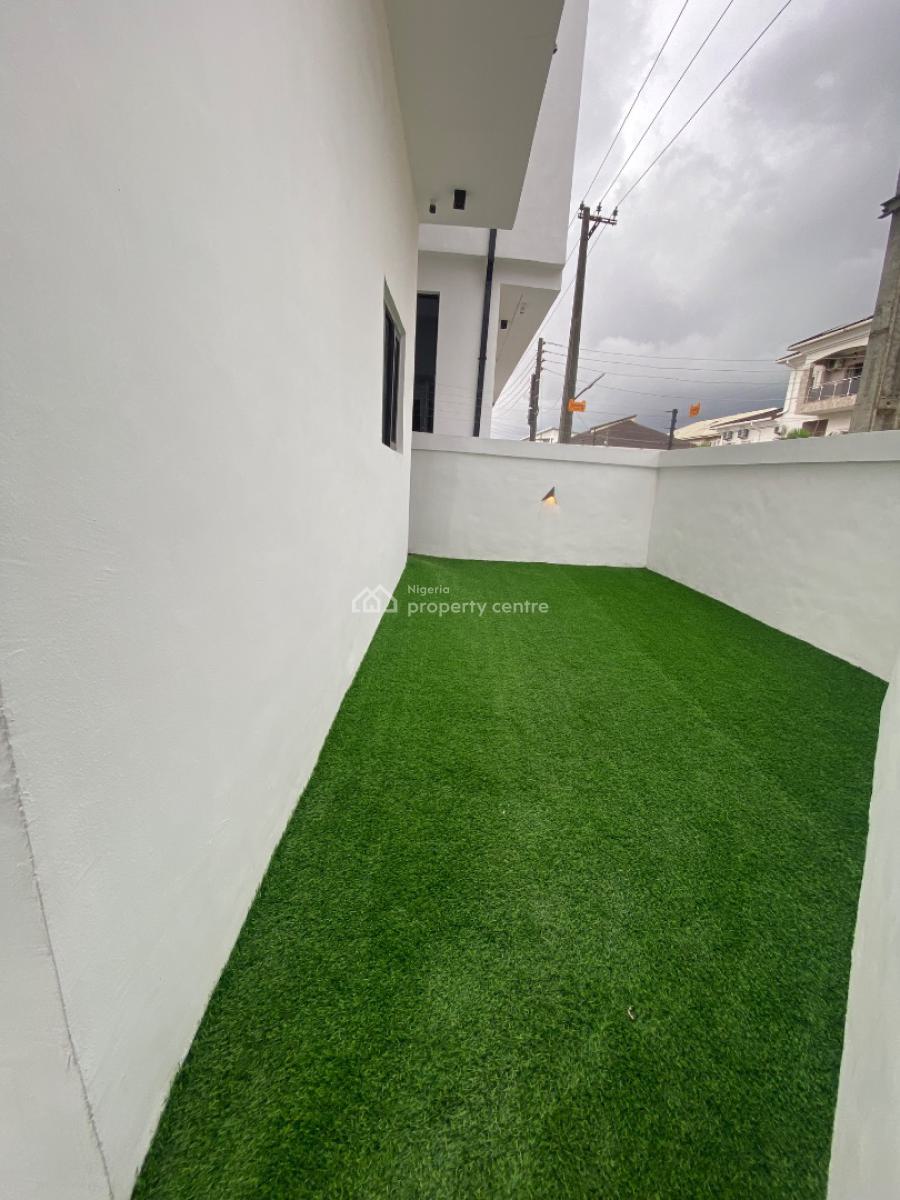 Gigantic Luxury 5bedroom Fully Detached Duplex with Boys Quarter, in a Luxury Secure Estate, Ajah, Lagos, Detached Duplex for Sale