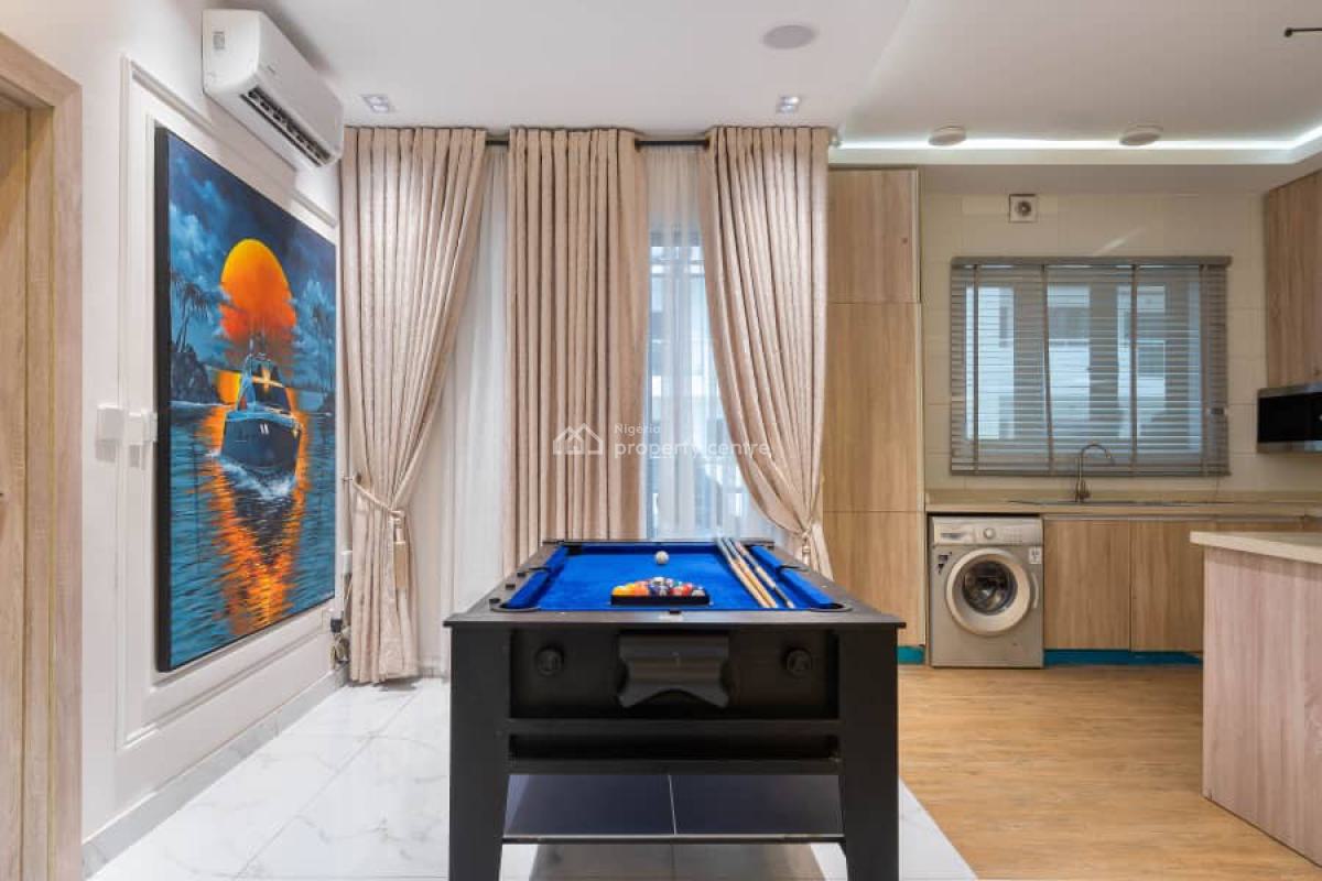 2 Bedroom Apartment with Waterfront View, Ps5, Snooker, Swimming Pool, Lekki Phase 1, Lekki, Lagos, Flat / Apartment Short Let