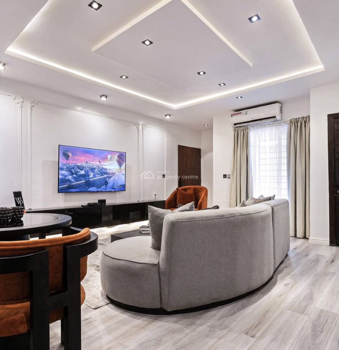 Three Bedroom Flat, Lekki Phase 1, Lekki, Lagos, Flat / Apartment for Rent