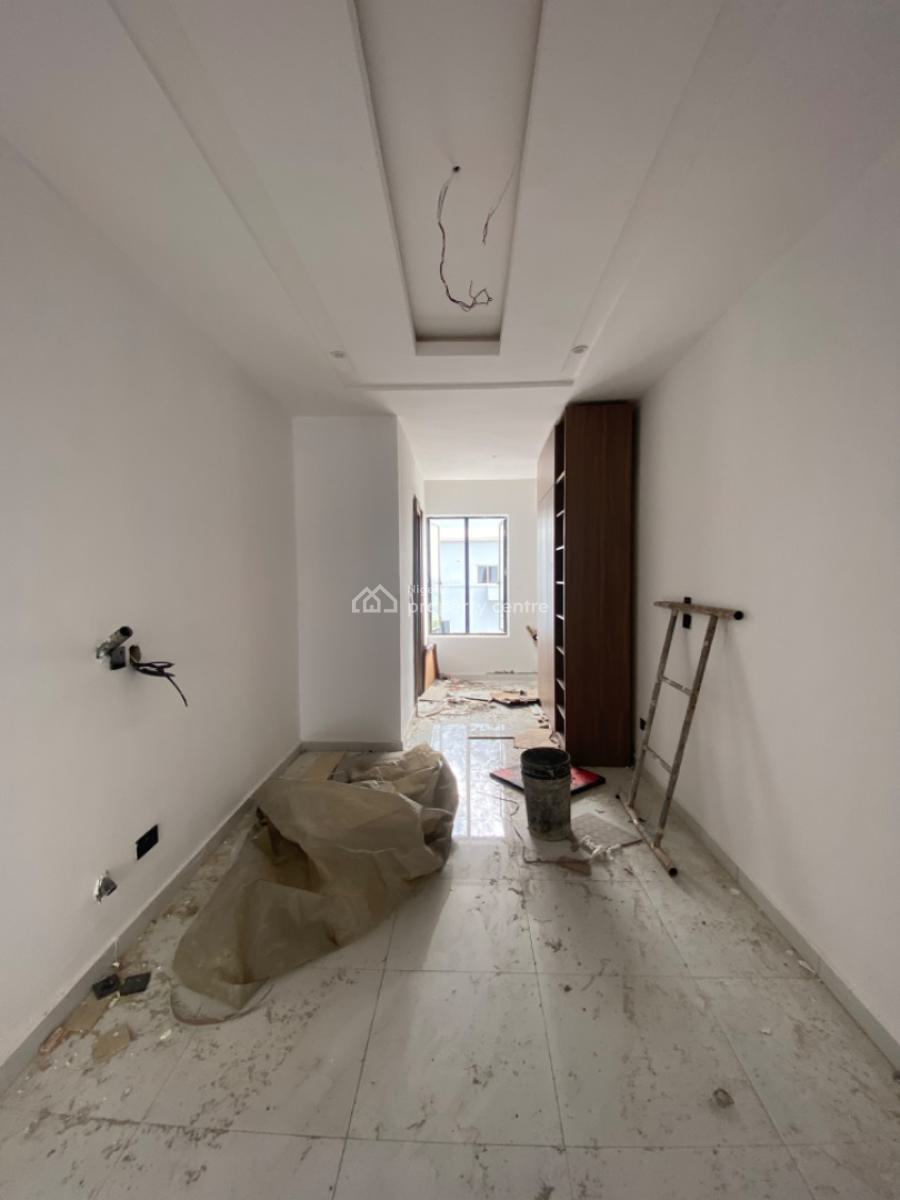 3 Bedroom Penthouse Apartment with Bq & Elevator, Ikate, Ikate, Lekki, Lagos, Flat / Apartment for Sale