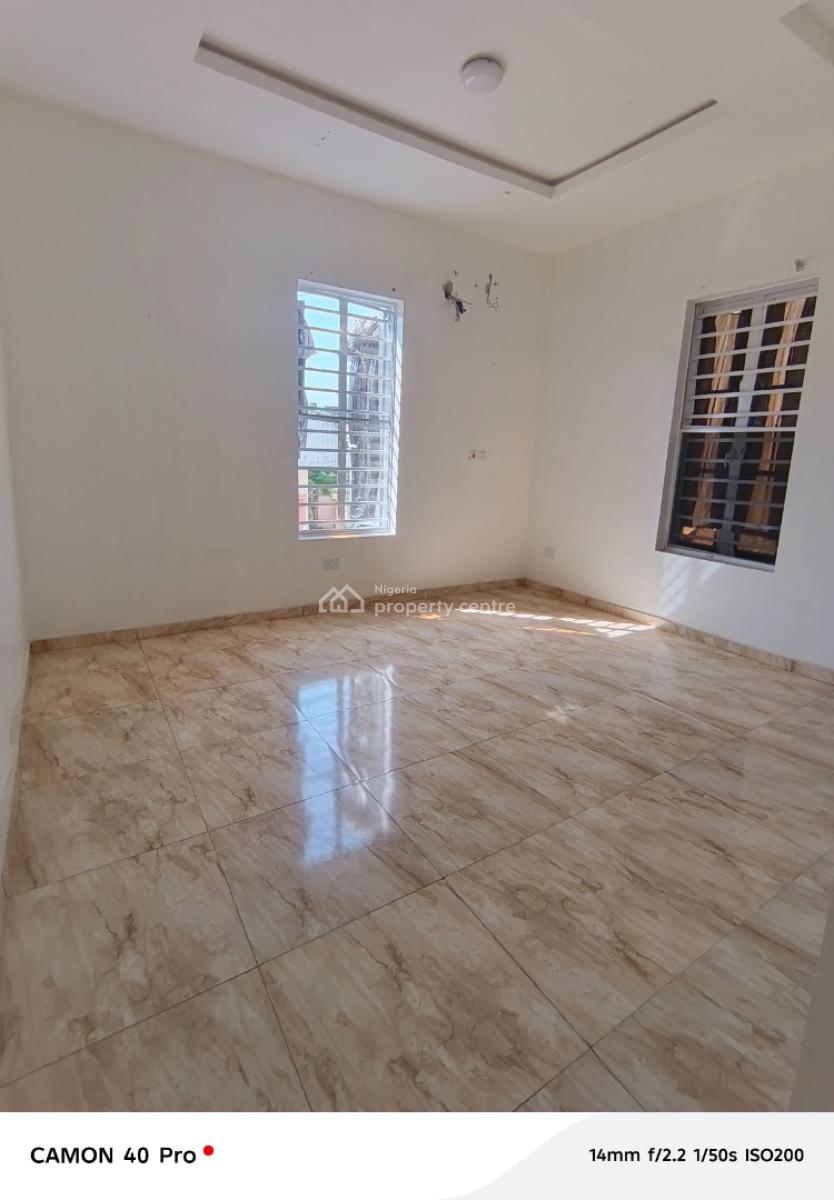 Well Renovated 4bed Duplex in Spg Road, Off Spg Road, Lekki, Lagos, Semi-detached Duplex for Rent